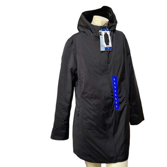 32 degrees heat - Waterproof Cloudfill Winter Jacket | Women’s - Picture 2 of 7
